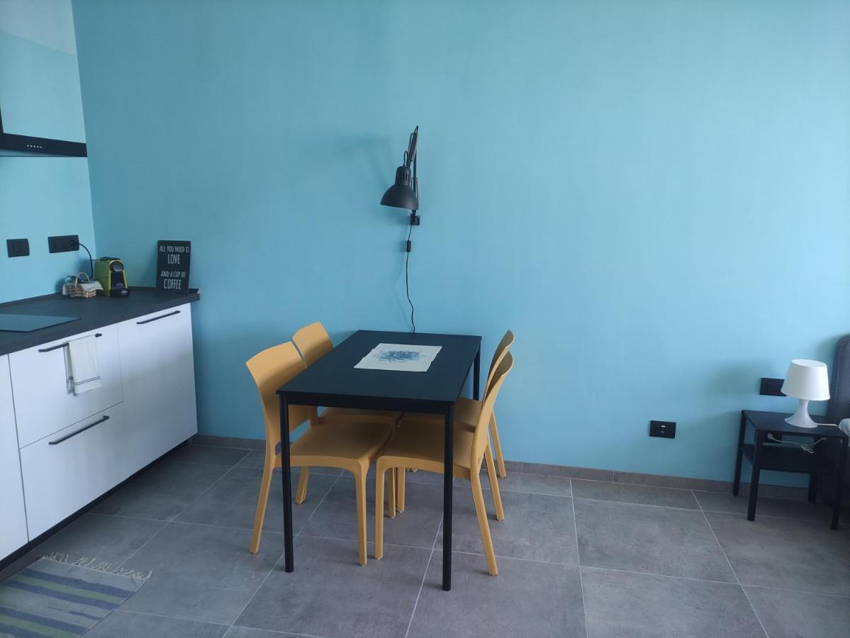Una Finestra Su Savona Buitenkant foto